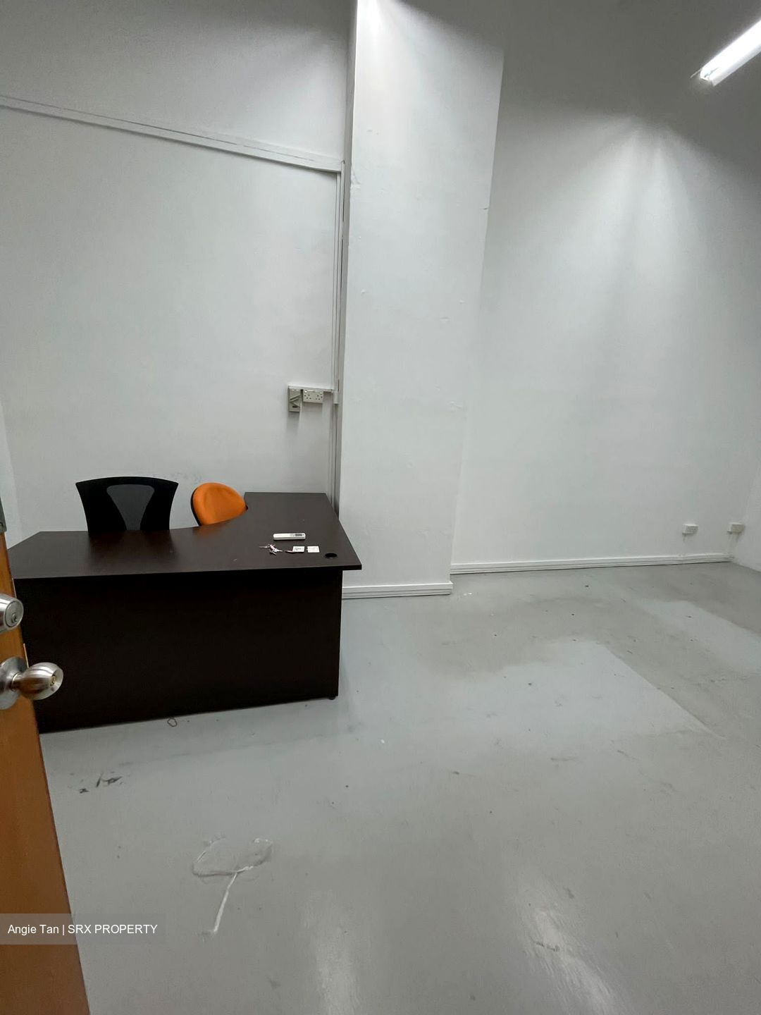 Pantech Business Hub (D5), Factory #593000201